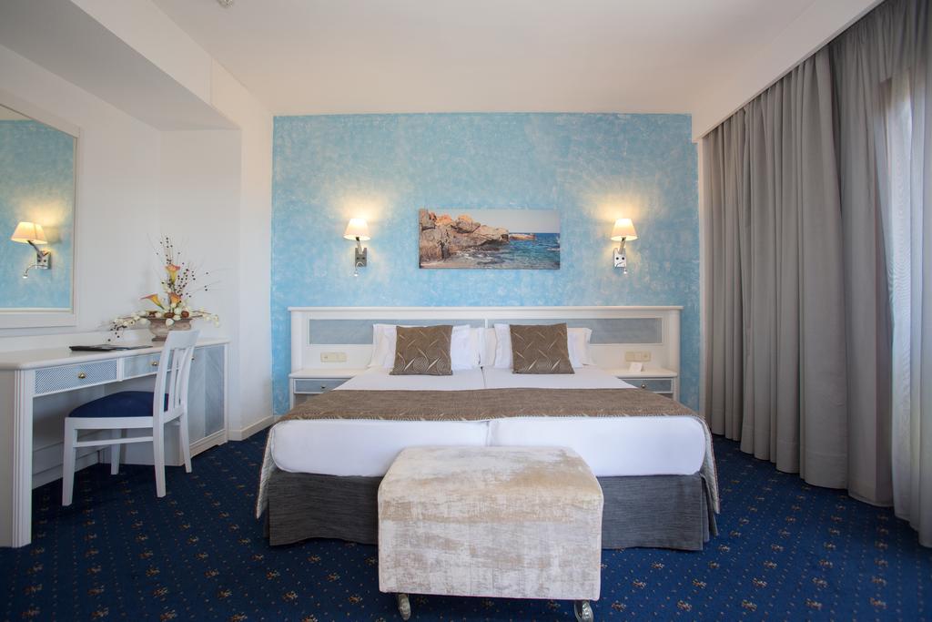 Hotel Cristobal Colon 帕尔马海滩 外观 照片